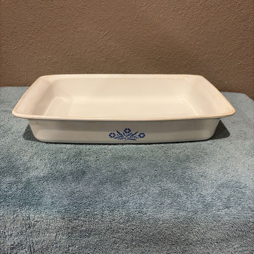 Corning Ware P-332 Blue Cornflower 12x7.5x2  Dish 2 3/4 Quart Casserole Lasagna